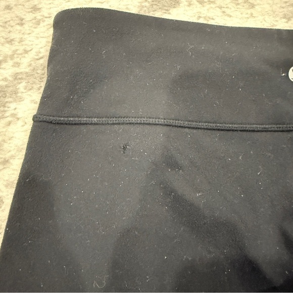 Lululemon Black Cropped Capri Leggings - Picture 4 of 10